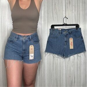 NWT Levi’s High Rise Distressed Cutoff Shorts Night Tune size 30 NEW